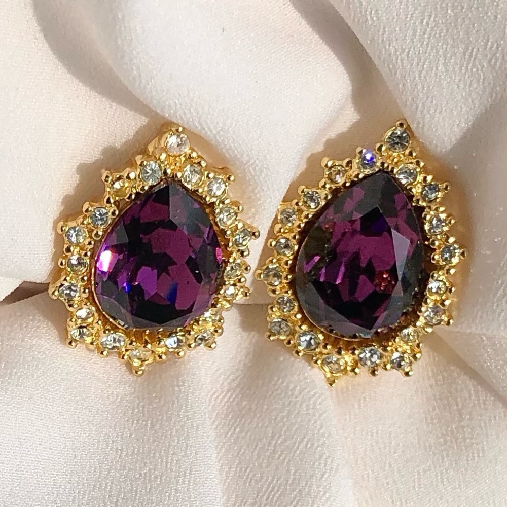 Vintage Christian Dior Pear Tear Drop Crystal Gripoix Glass Clip On Earrings